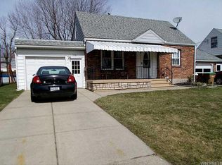 134 Danbury Dr, Cheektowaga, NY 14225