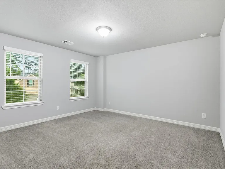 119 Buttonwood Ct — Photo 28