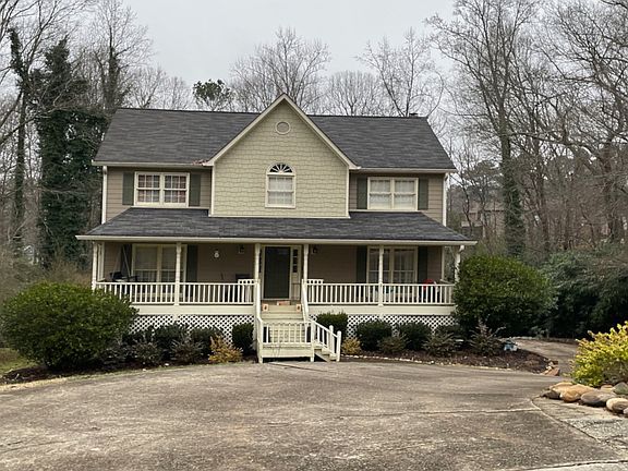 2nd image of 3627 Stonehenge Way NE