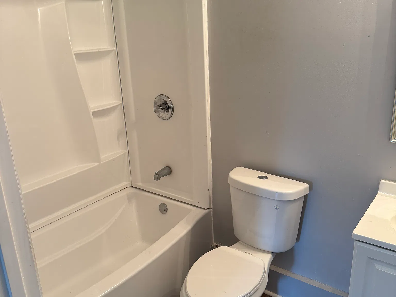 5812 Creighton St — Photo 3