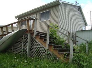 16 Bechard Rd, Champlain, NY 12919