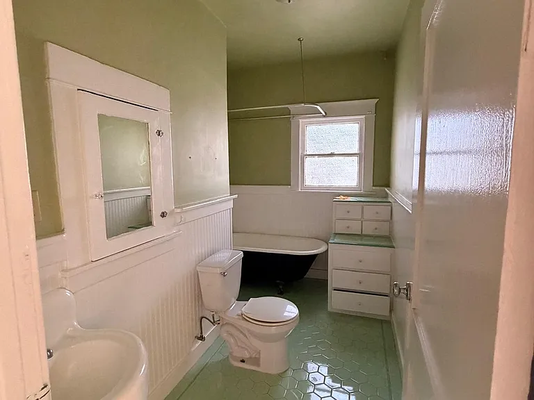 1721 Rodney Dr #2 — Photo 12
