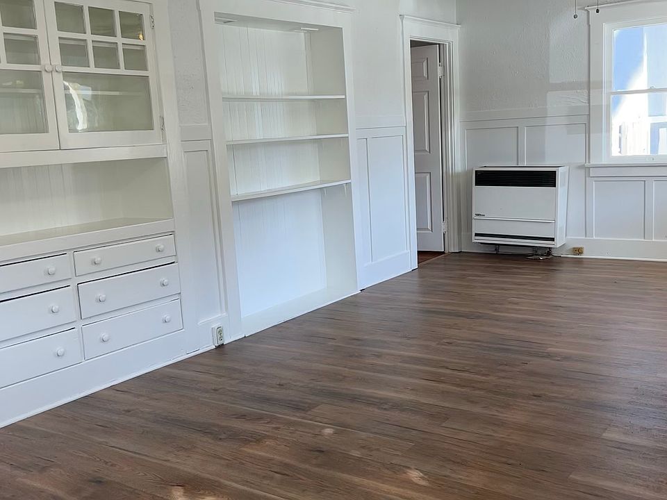 1st image of 528 W Hamilton Ave