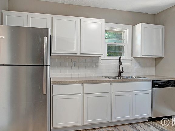 4th image of 1719 Silver Ave SE