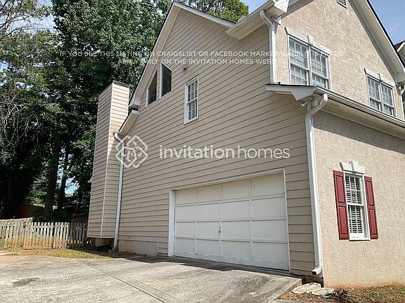 2nd image of 2752 Wyndcliff Way