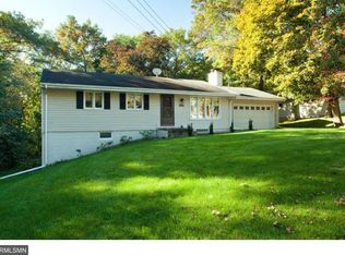 15017 Crestview Ln, Minnetonka, MN 55345