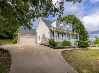 227 Hallmark Cir, Easley, SC 29640