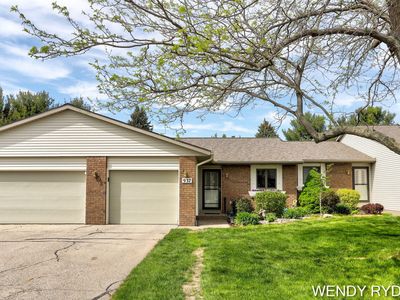 937 Village Ct, Holland, MI, 49423