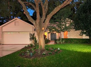 48 N Autumnwood Way, Spring, TX 77380