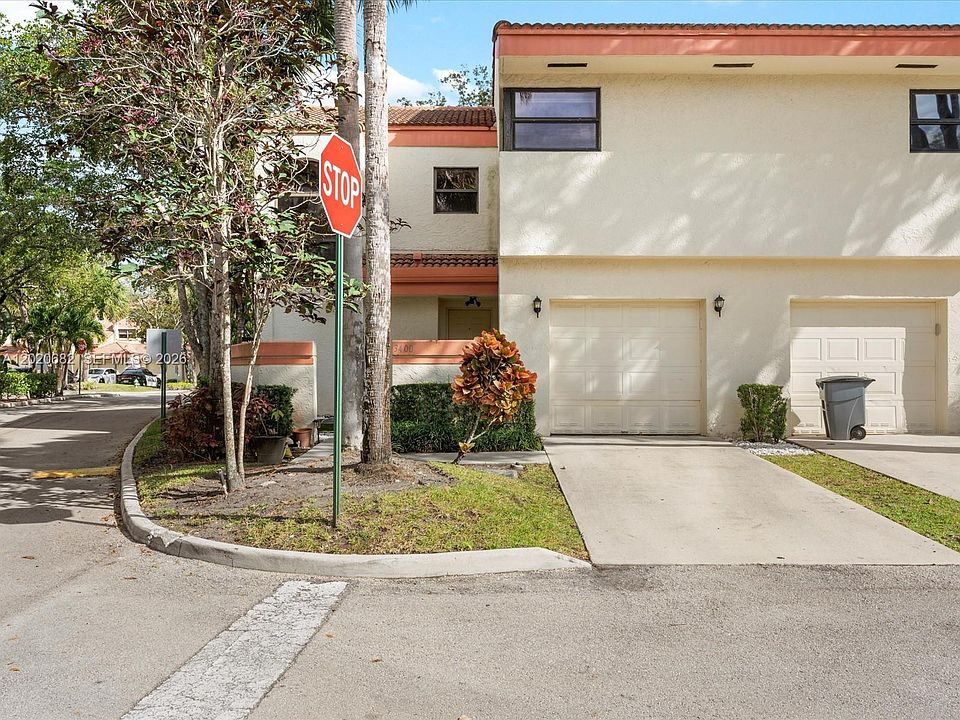 1st image of 3400 Emerald Oaks Dr #801