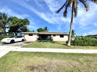 1016 SW 2nd St, Boynton Beach, FL 33435
