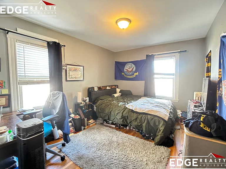 61-63 Surrey St #2 — Photo 11