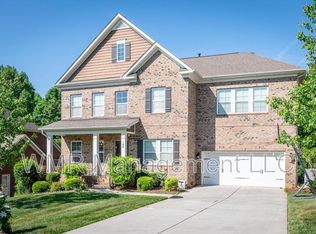 186 Alexandria Dr, Mooresville, NC 28115