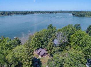 2224 Sunset Dr, Fennville, MI 49408