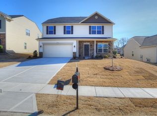 10427 Atkins Ridge Dr, Charlotte, NC 28213