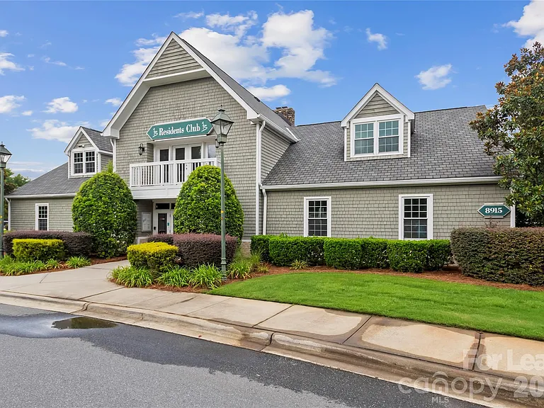 8804 Brentfield Rd — Photo 41
