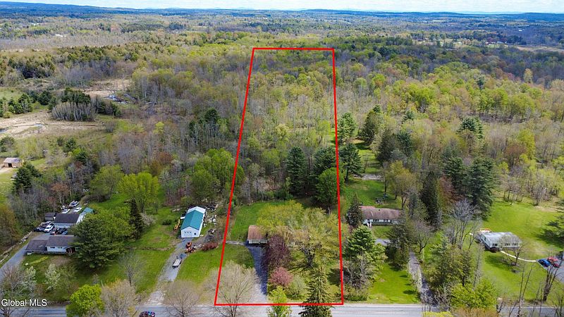 3rd image of 905 Midline Road
