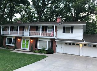 648 Valley Brook Dr SE, Cedar Rapids, IA 52403