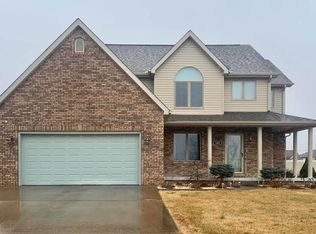 180 Argyll Cir, Hazard, KY 41701
