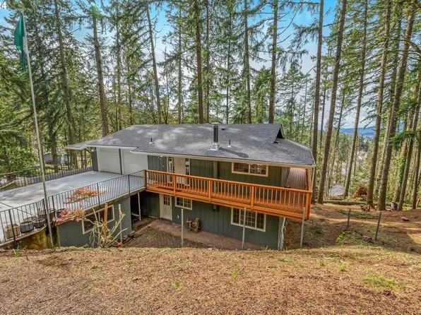 956 S 71st St, Springfield, OR 97478