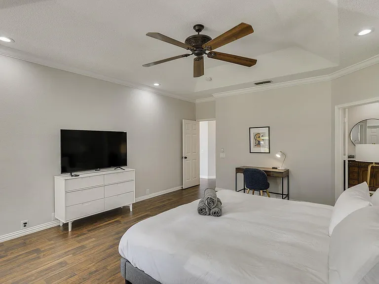 2313 Kingsley Dr — Photo 18