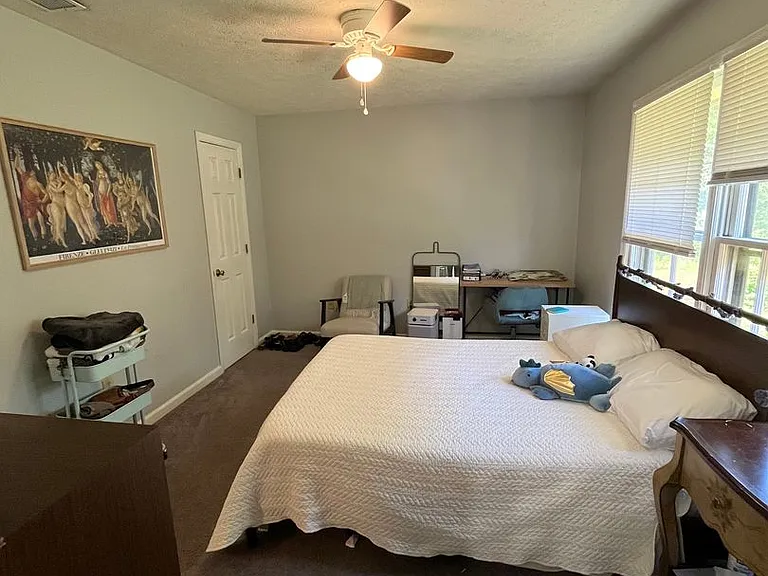 139 Barrington Pl #3 — Photo 25
