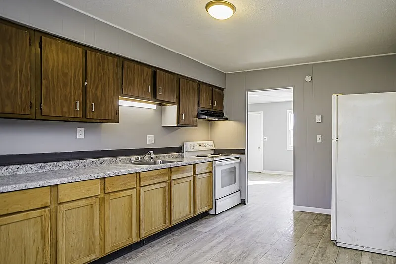 2 bed, 1.0 bath, 841 sqft, $775 — Photo 3