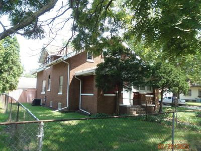 2142 S 6th St, Rockford, IL, 61104