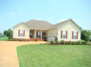 133 Fieldcrest Dr, Martin, TN 38237