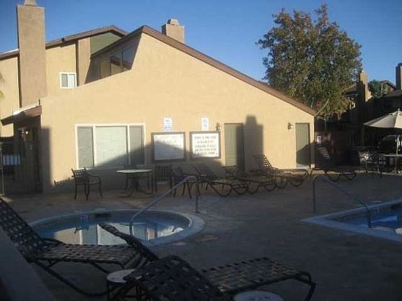 5th image of 205 Westlake Dr Unit 6