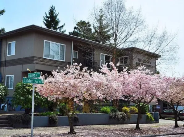 4416 Linden Ave N APT 4, Seattle, WA 98103