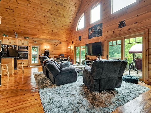 4th image of 1751 County Road 50