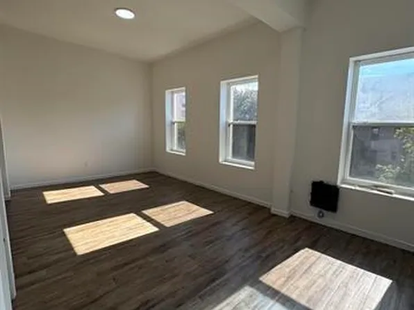 517 Communipaw Avenue image 1 of 10