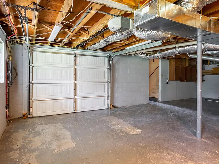3699 Tacoma Ave — Photo 33