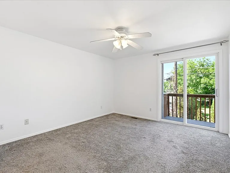 186 E Elwood Ln — Photo 18