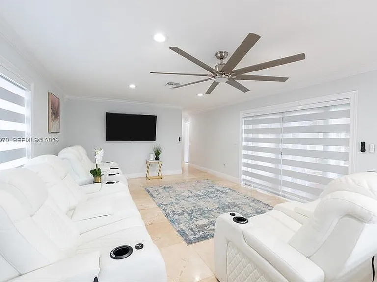12040 SW 43rd St — Photo 17
