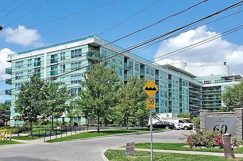 60 Fairfax Cres Photo 1