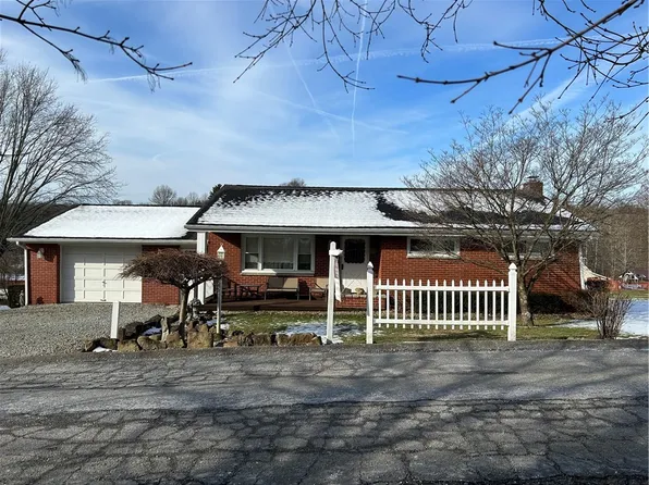 1119 Franklin St, Scottdale, PA 15683