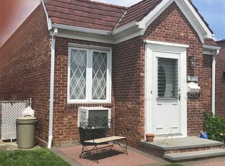15153 24th Ave, Whitestone, NY 11357