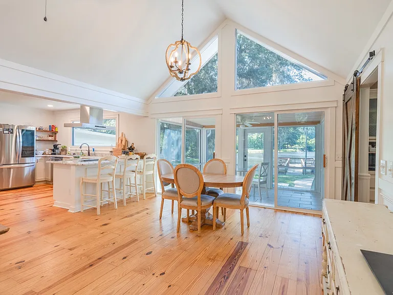 307 Doe Run Cir — Photo 116