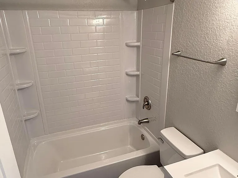 2839 Colbert Cir — Photo 22