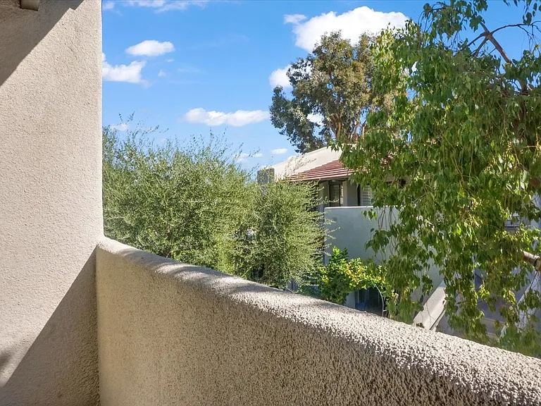 1150 E Amado Rd #18D2 — Photo 3