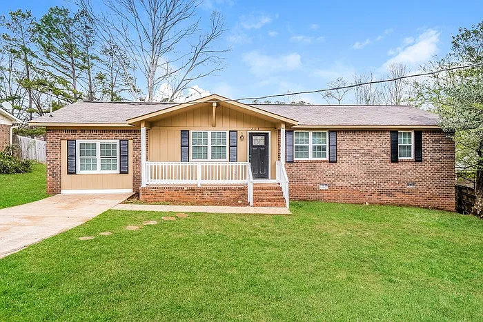 204 Ashley Dr