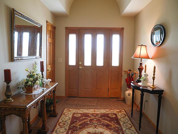 3rd image of 507 N Holly Dr
