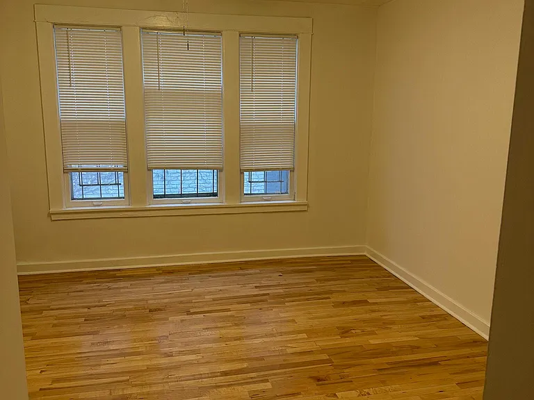 2433 Emerson Ave S #2 — Photo 6