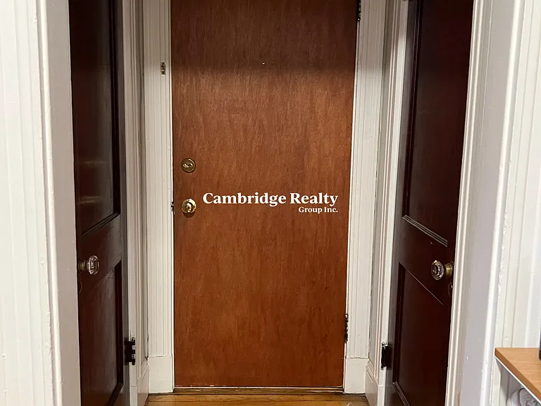 33 Highgate St #7T — Photo 14