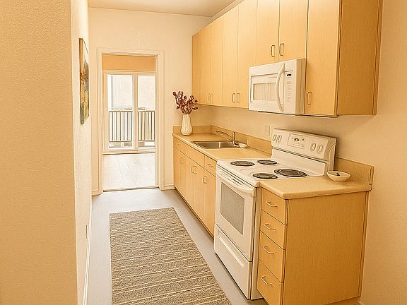 4th image of 1525 2nd Ave #201A