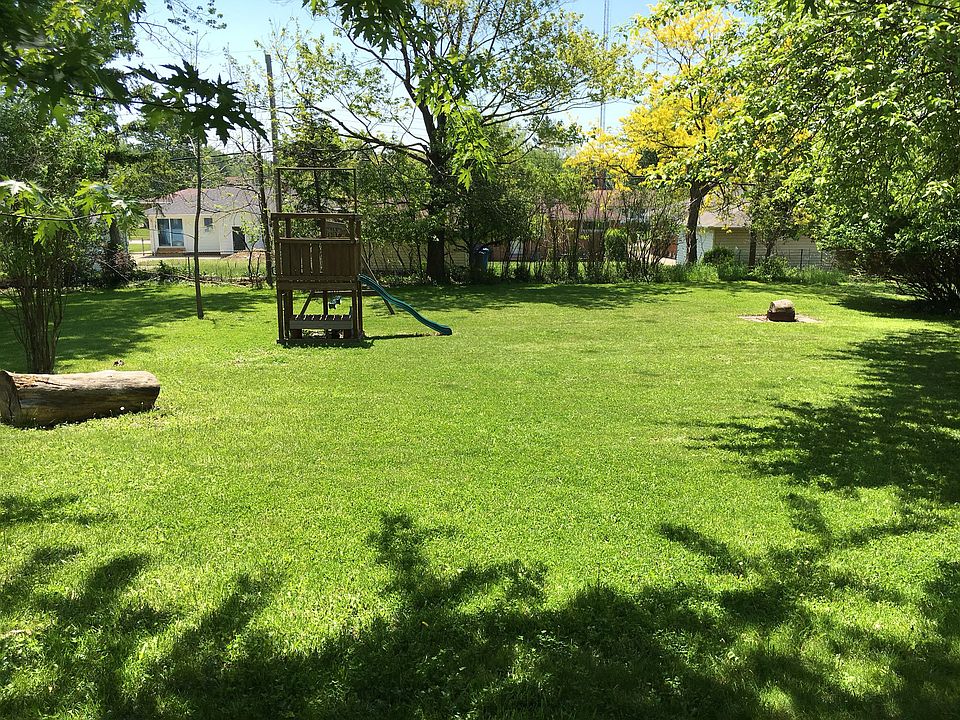 1st image of 4101 Hilltop Dr