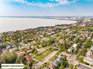 E 2nd St, Duluth, MN 55812