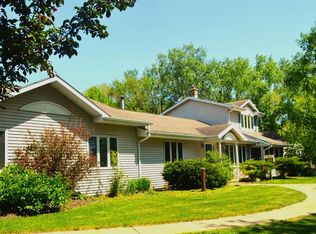 N8653 River Bend Rd, Watertown, WI 53094